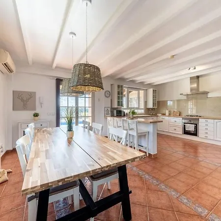 Villa Magnifica Tranquila En El Centro De Mallorca Biniali (Majorca)